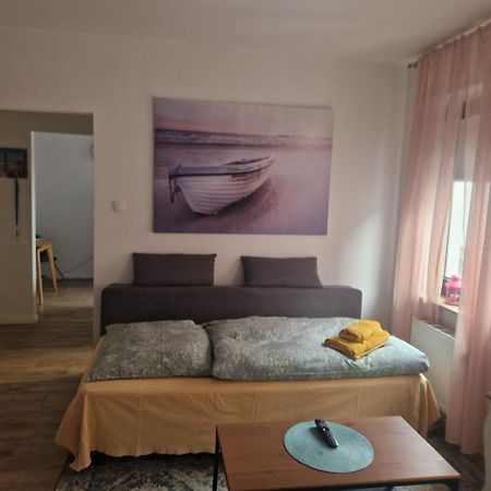 Privates, Gemuetliches Appartement Neuss Exterior foto