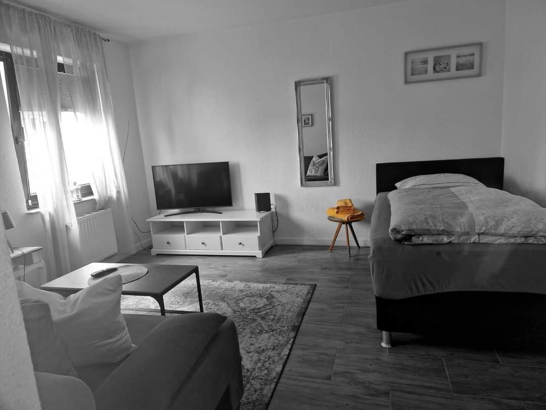 Privates, Gemuetliches Appartement Neuss Exterior foto